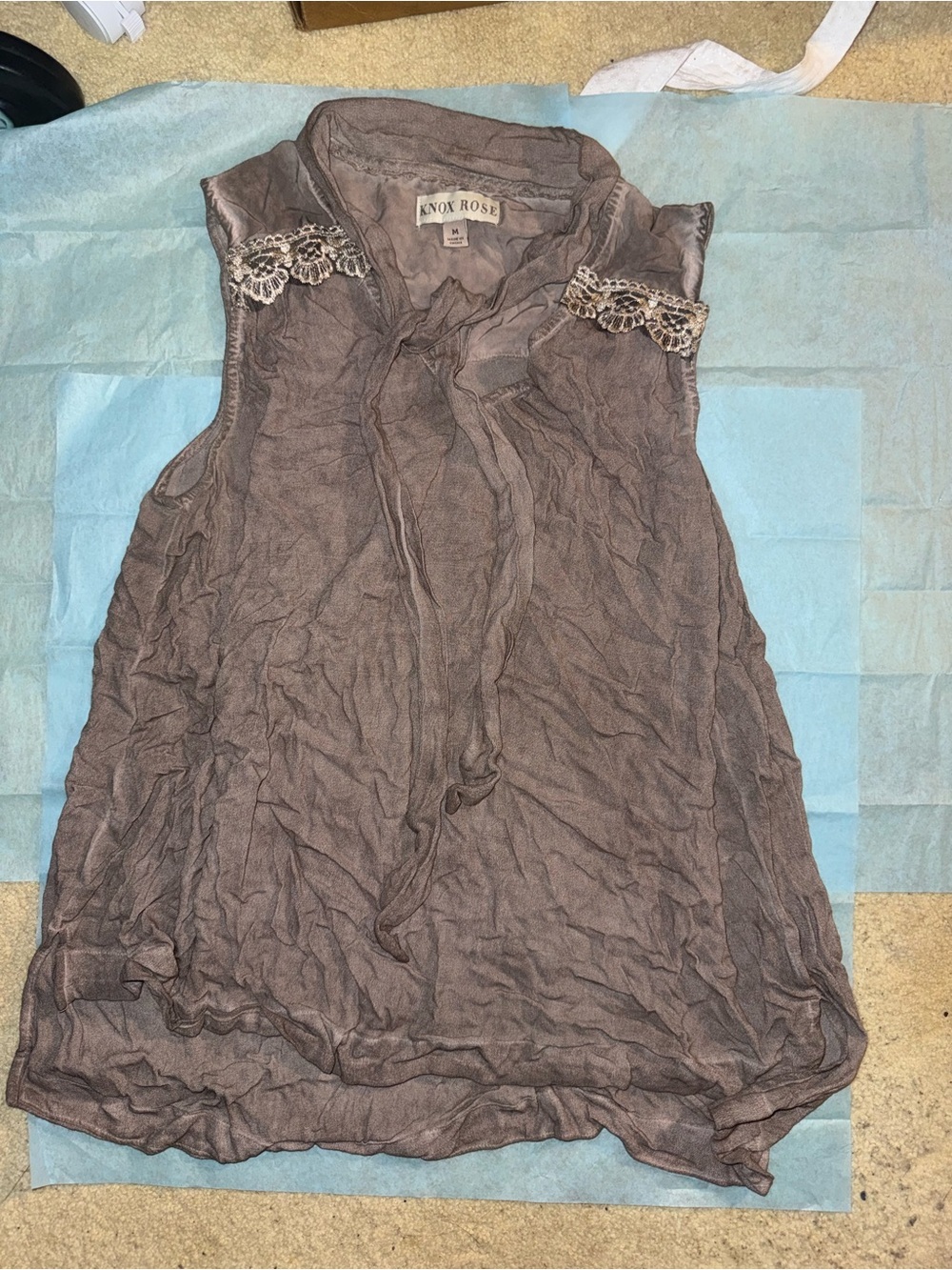 Knox Rose Sleeveless Taupe Lace-Trim Blouse